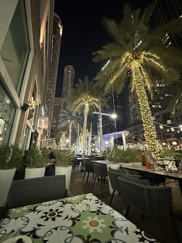 Opinii despre Dahab Restaurant & Cafe în Dubai - Hospitality and gastronomy