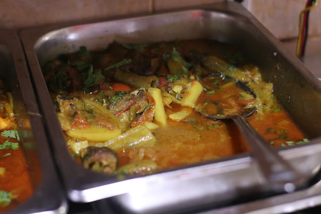 895F+XW4 - Al Khan - Sharjah