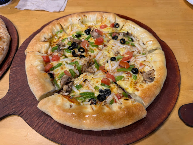 Pizza Hut - Abu Dhabi