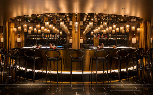 Stratos Revolving Lounge & Bar - Hospitality and gastronomy