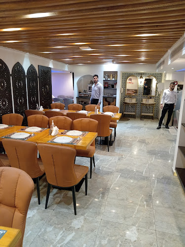 Al Dimashqi Restaurant - مطعم الدمشقي - Abu Dhabi