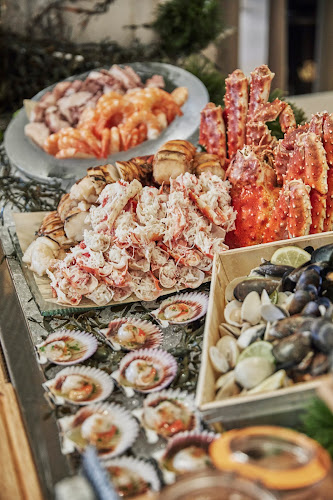 Comentarii opinii despre Crust