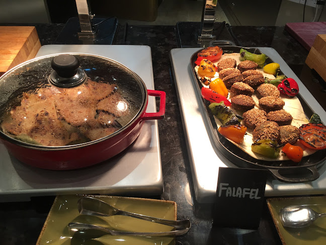 Comentarii opinii despre Crust