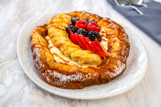 Risen Café and Artisanal Bakery, Dubai Marina - Dubai