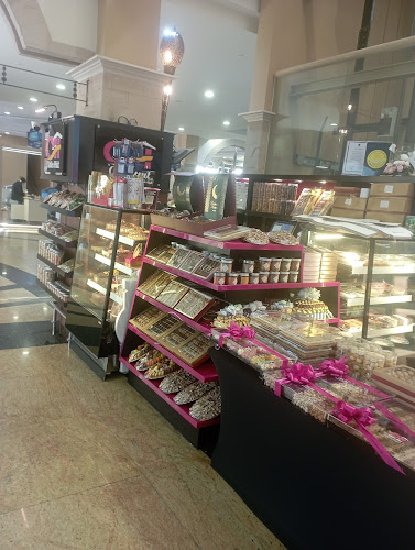 Cake Hut UAE Ethihad Mall - Dubai