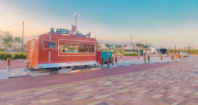 Opinii despre Al Areesh Food Truck, Fujairah عربة طعام العريش ، الفجيرة în Fujairah - Hospitality and gastronomy