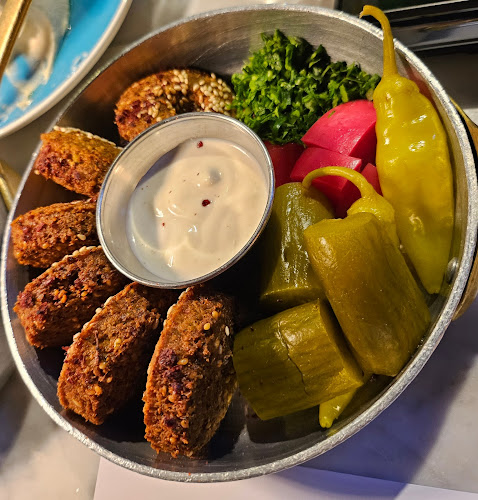 Comentarii opinii despre Name