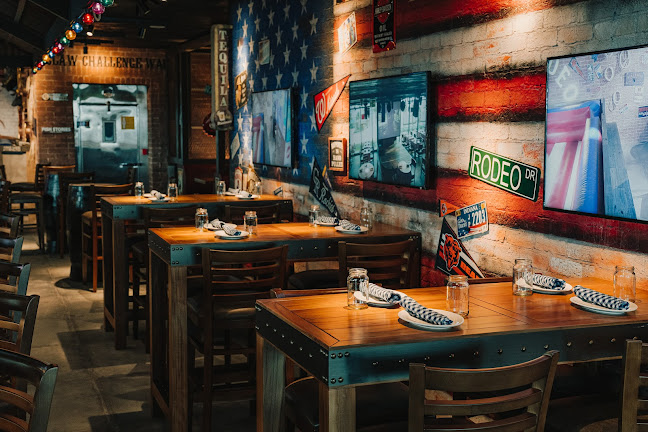 CLAW BBQ The Palm - Hospitality and gastronomy