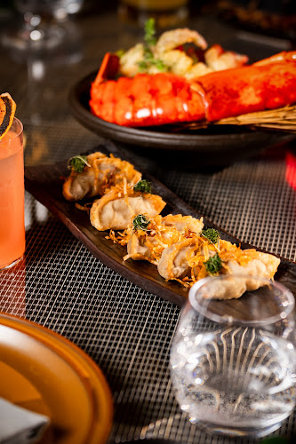 1 Sheikh Mohammed bin Rashid Blvd - Downtown Dubai - Dubai