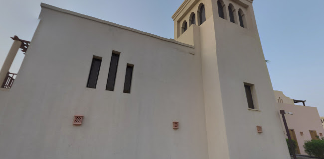 Opinii despre Breakers Beach Bar în Ras Al-Khaimah - Hospitality and gastronomy