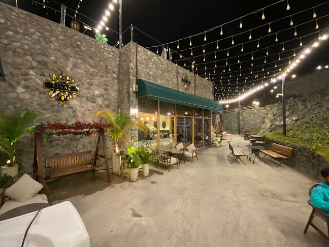 Comentarii opinii despre Lilac Cafe