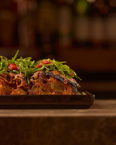 Alma Music & Art Lounge Dubai - Hospitality and gastronomy