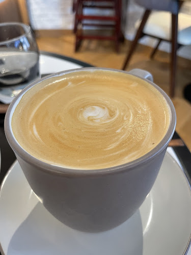 Risen Café and Artisanal Bakery, Barsha Heights - Hospitality and gastronomy