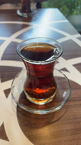 مطعم زرزور - تم الانتقال إلى الفرع الجديد Zarzoor Restaurant