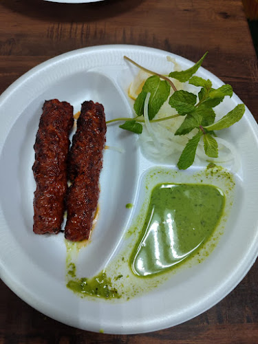 Kabab Bombay Cafeteria - Hospitality and gastronomy