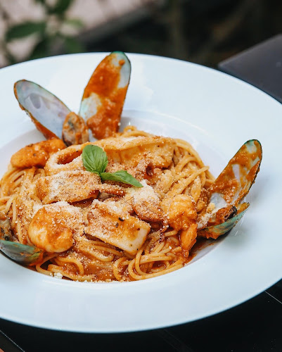 Deniz Restaurant and Café - Dubai