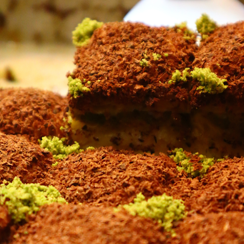 Opinii despre Tatli Sarayi Turkish Sweets and Pastries în Abu Dhabi - Hospitality and gastronomy