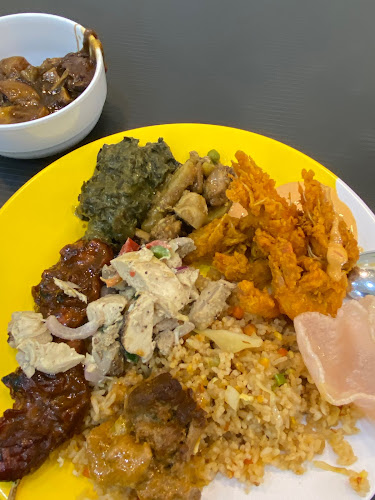 Comentarii opinii despre EAThans Lomi Restaurant & Bakery