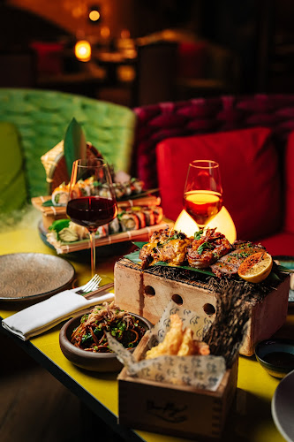 Palm West Beach - Rooftop, Level 13 - Nakhlat Jumeira - Dubai