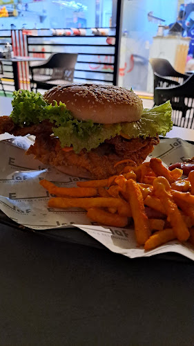 8F54+Q4 - Muwaileh Commercial - Industrial Area - Sharjah