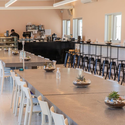 Abayomi Cafè & Restaurant - Hospitality and gastronomy