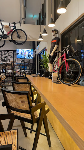 Cyclist Restaurant and Cafe - مطعم وكافيه سايكلست - Hospitality and gastronomy