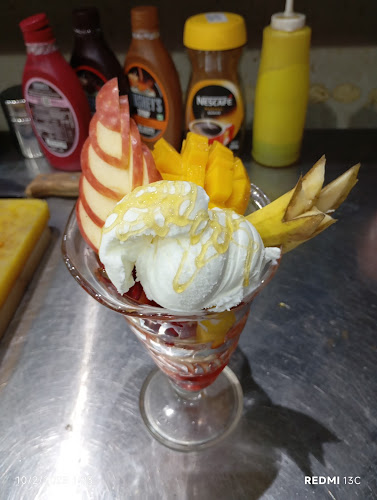 Emperor Restaurant and Cafe