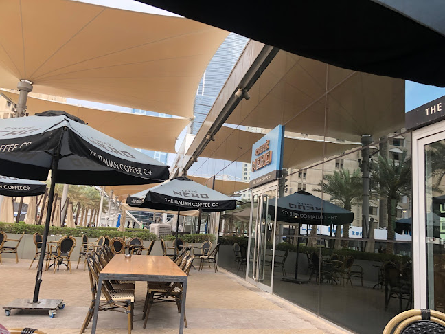 نيرو كافيه Caffè Nero