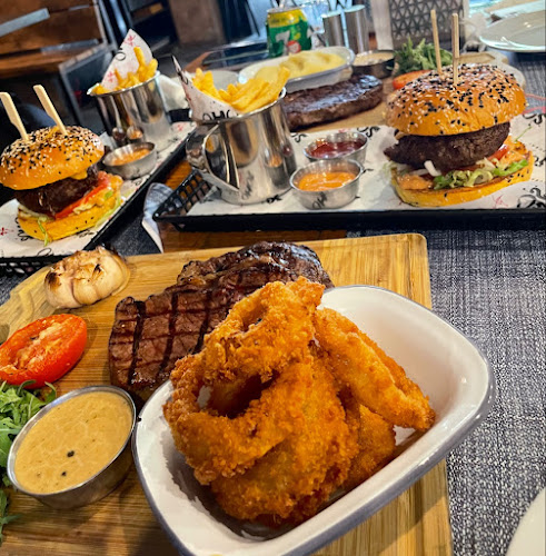 Opinii despre SoHo Bar & Grill în Dubai - Hospitality and gastronomy