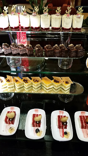 Abu Dhabi-Dubai Road (E 10 Road - Abu Dhabi