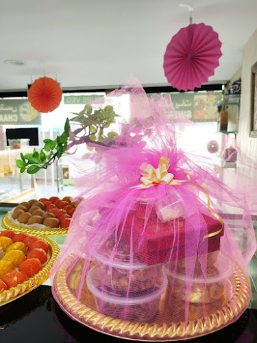 Opinii despre Maharani Dawat - Restaurant & Sweets (Pure Vegetarian) în Abu Dhabi - Hospitality and gastronomy