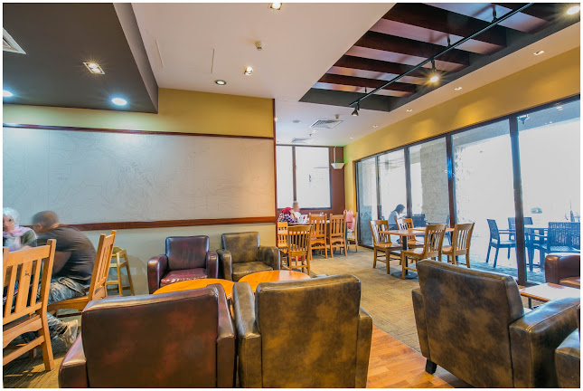 Comentarii opinii despre Caribou Coffee - Uptown Mirdiff