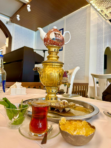 Yashar Palace Restaurant - Dubai