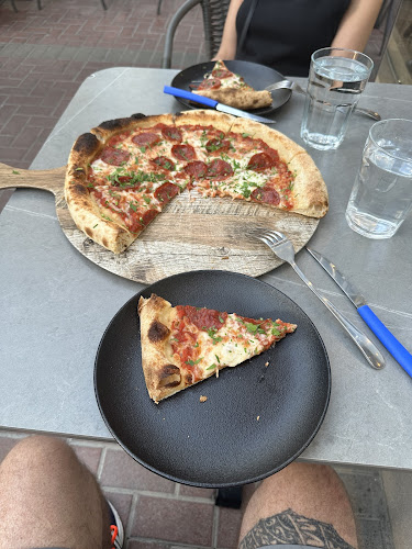 Comentarii opinii despre Bada Bing Pizza