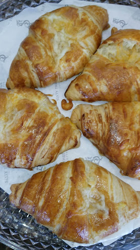 7PHW+FH6 - Bin Rasheed - Sharjah