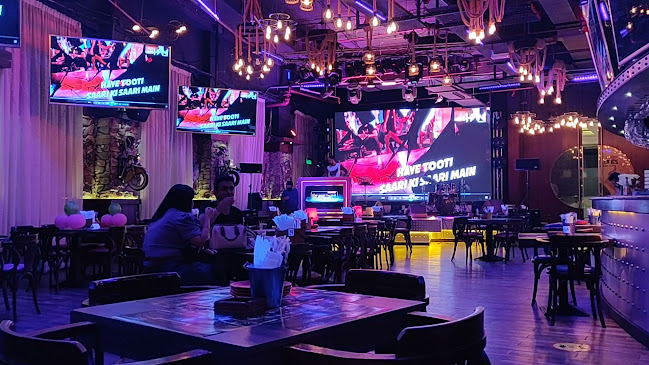 Headlines WTC - Ibis world trade center