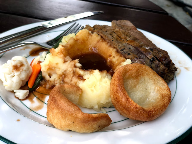 Opinii despre The Irish Village, Al Garhoud în Dubai - Hospitality and gastronomy