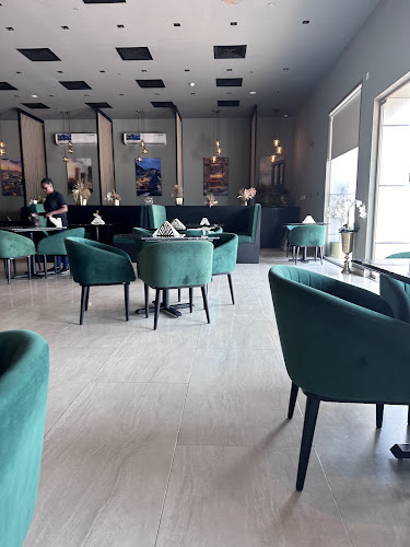 Comentarii opinii despre Dhekryat Lebanese Restaurant