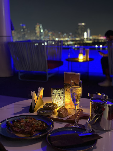 VIEW 180 Restaurant & Bar at NH Collection Dubai The Palm - Dubai