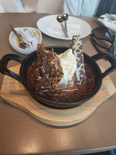 Pentagon Cafe - Khor Fakkan - Sharjah