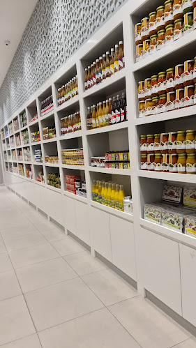 Souq Al Bahrain Foodstuff Trading LLC Dalma Mall Branch - Hospitality and gastronomy