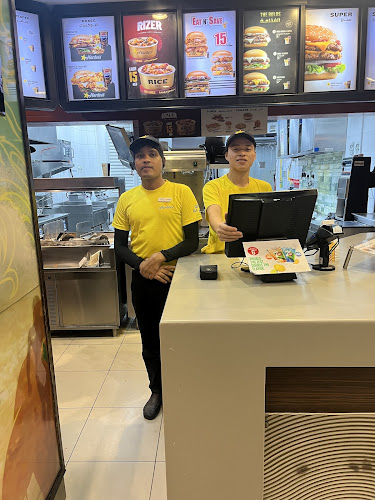 Opinii despre Hardee's Dasman în Sharjah - Hospitality and gastronomy