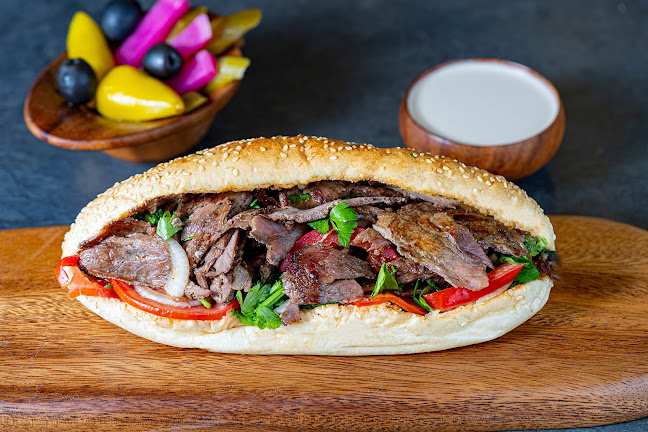 مطعم لفاح فرع أبو هيل - Laffah Restaurant Abu Hail - Dubai