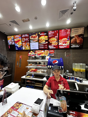 Opinii despre Jollibee Dubai Mall în Dubai - Hospitality and gastronomy