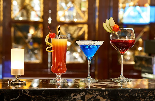 Opinii despre D70 Bar în Dubai - Hospitality and gastronomy