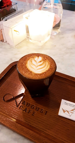 August cafe - Abu Dhabi