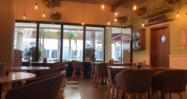 Street 9 Cafe - Hospitality and gastronomy