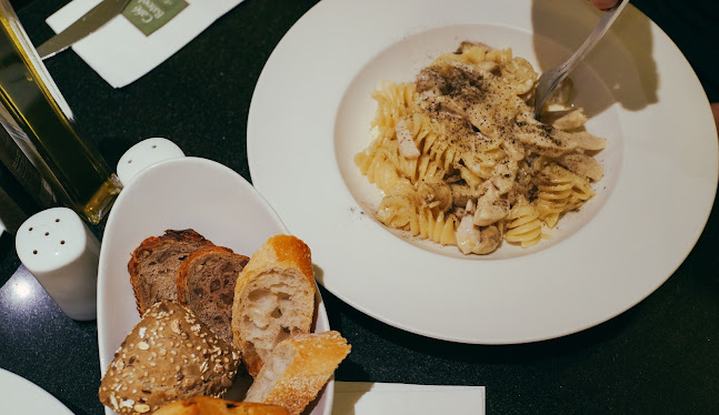 Cafe Bateel - Emaar Square, Abu Dhabi - Hospitality and gastronomy