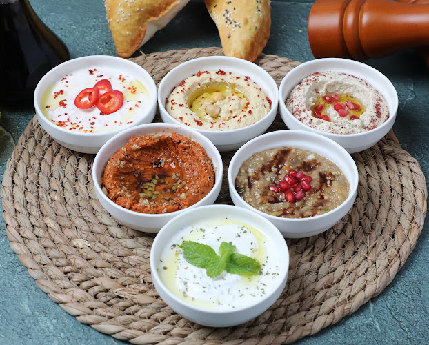 Efendi Istanbul Restaurant. مطعم إفندي اسطنبول - Abu Dhabi