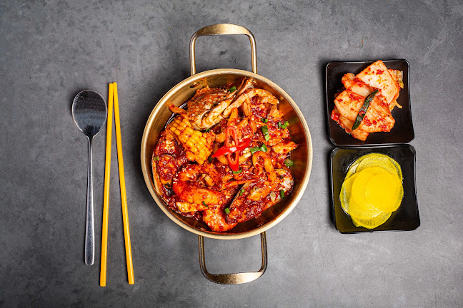 Opinii despre Mukbang Shows Restaurant Korean BBQ and Seafood - Electra Branch în Abu Dhabi - Hospitality and gastronomy